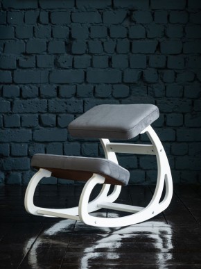 Балансирующий коленный стул Конёк Горбунёк (Белый) в Покачах - pokachi.ok-mebel.com | фото 2