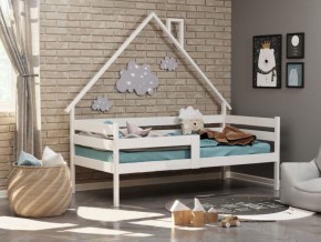Детская кровать-домик из массива березы Соня-2 (800*1600) Белый/Лак в Покачах - pokachi.ok-mebel.com | фото