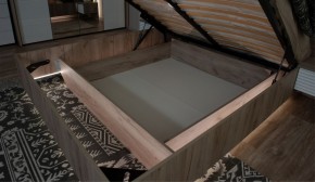 Спальня Джулия Кровать 160 МИ с подъемным механизмом Дуб крафт серый в Покачах - pokachi.ok-mebel.com | фото 3